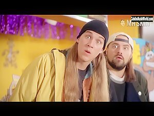 Jennifer Schwalbach Smith Sexy scene in Jay and Silent Bob Strike Back (2001) 19