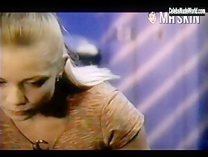 Hollie L. Hummel breasts, Nude scene in Absolution (1997) 12