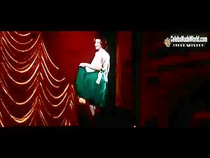 Kiersten Warren thong, Sexy scene in Liberty Heights (1999) 1