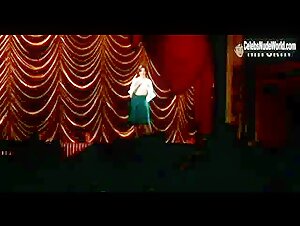 Kiersten Warren Flashing , Sexy Dance scene in Liberty Heights (1999) 2