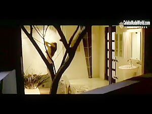 Kim Hye-soo breasts, Nude scene in Hypnotized (2004) 1