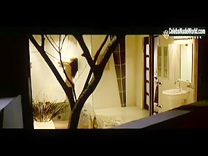 Kim Hye-soo breasts, Nude scene in Hypnotized (2004) 3