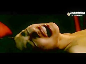 Kang Hye-jung butt, Nude scene in Oldboy (2003) 2