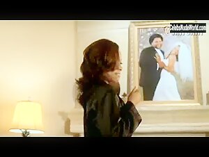 Kellita Smith Hot,underclothing scene in King's Ransom (2005) 19