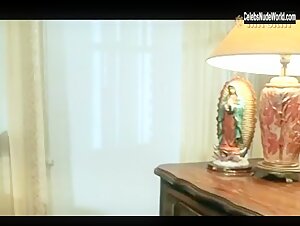 Ileanna Simancas Nude, breasts scene in El padrino: The Latin Godfather (2004) 1