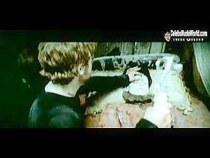 Maria Kalinina butt, Nude scene in Stay Alive (2006) 20