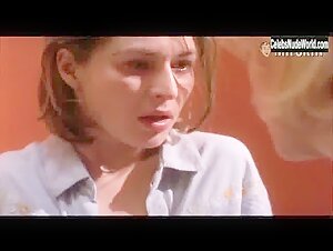 Helen Baxendale Kissing , Lingerie scene in The Investigator (1997) 7
