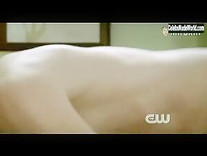 Hilarie Burton Sexxy,underwear scene in One Tree Hill (2003-2011) 20