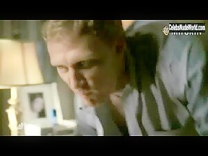 Gretchen Egolf underwear, Sexy scene in Journeyman (2007) 16