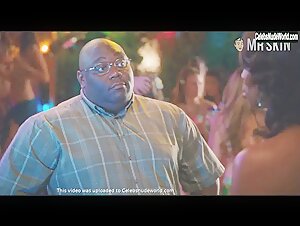 Tasha Smith Sexy, bikini scene in Couples Retreat (2009) 17