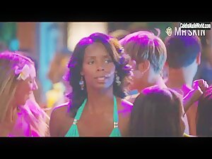 Tasha Smith Sexy, bikini scene in Couples Retreat (2009) 3