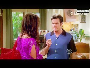 Katy Mixon Sexy scene in Two and a Half Men (2003-2015) 7