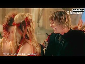 Adriana Butoi, Desiree Malonga, Jennifer Lyons, Radita Rosu boobs , Sexy Dress In Transylmania (2009) 5