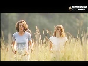 Paula Prentiss, Katharine Ross Outdoor , Brunette scene in The Stepford Wives (1975) 3