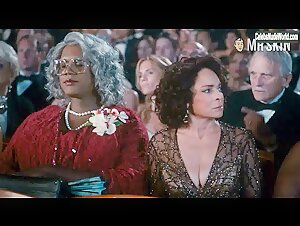 Jasmine Guy Sexy scene in Scary Movie (2013) 1