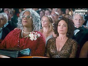 Jasmine Guy Sexy scene in Scary Movie (2013) 14