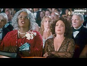 Jasmine Guy Sexy scene in Scary Movie (2013) 4