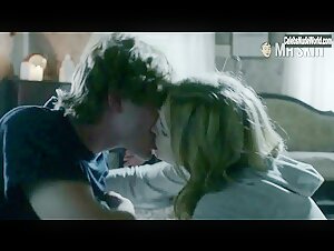 Magda Apanowicz Nude, breasts scene in Dead Souls (2012) 2