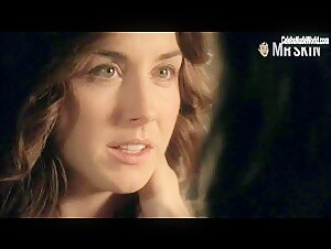 Erin Karpluk, Anna Silk underwear, lesbian scene in Being Erica (2009) 3