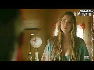 Aubrey Wood, Kaitlin Ferrell underwear, Sexy scene in Justified (2011-2015) 20