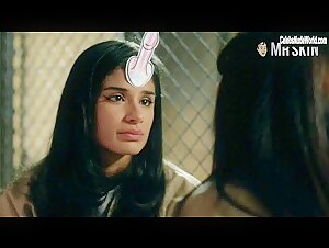Diane Guerrero, Jackie Cruz lesbian, Sexy scene in Orange Is the New Black (2013-2019) 2