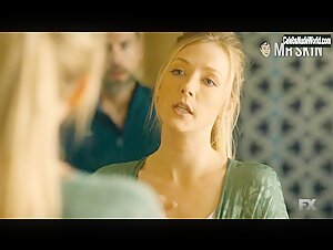 Jennifer Finnigan Sexy scene in Tyrant (2014-2016) 15