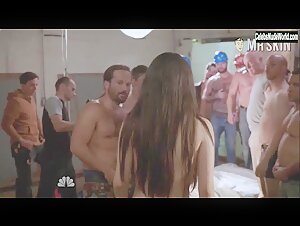 Hannah Marks Lingerie , Public Nudity scene in Law & Order: Special Victims Unit (1999-) 4