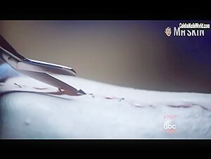 Katie Findlay Sexxy,underclothing scene in How to Get Away with Murder (2014-2019) 9