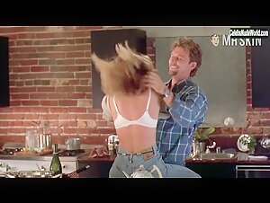Kelly Rowan Kissing , Explicit scene in Candyman: Farewell to the Flesh (1995)
