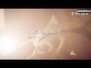 Katie Findlay underwear, Sexy scene in How to Get Away with Murder (2014-2019) 1