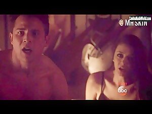 Katie Findlay underwear, Sexy scene in How to Get Away with Murder (2014-2019) 10