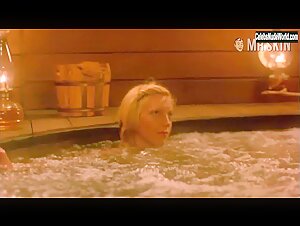 Gaylen Ross breasts, Nude scene in Madman (1982) 6