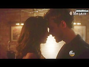 India de Beaufort Attractive,underwear scene in Blood & Oil (2015) 11