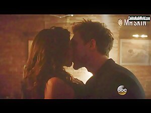 India de Beaufort Attractive,underwear scene in Blood & Oil (2015) 16