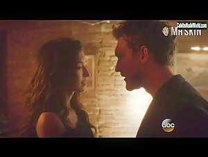 India de Beaufort Attractive,underwear scene in Blood & Oil (2015) 2