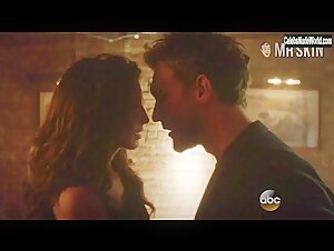 India de Beaufort Attractive,underwear scene in Blood & Oil (2015) 4