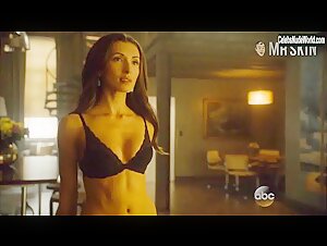 India de Beaufort underwear, Sexy scene in Blood & Oil (2015) 2