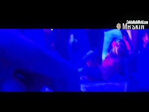 Halston Sage Hot,underwear scene in Scouts Guide to the Zombie Apocalypse (2015) 18
