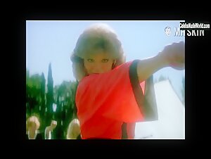 Loni Anderson Sexy scene in The Incredible Hulk (1977-1982)