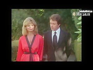 Loni Anderson Outdoor , Vintage scene in The Incredible Hulk (1977-1982) 20