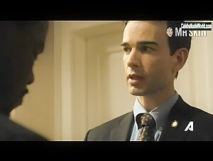Mariana Klaveno Nude, butt scene in Full Circle (2013-2016) 18