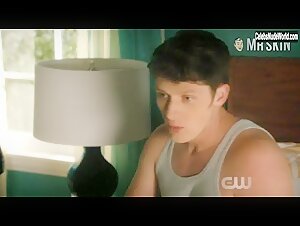 Gina Rodriguez Sexy scene in Jane the Virgin (2015-2019) 9