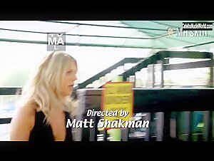 Kaitlin Olson Cleavage , Lingerie scene in It's Always Sunny in Philadelphia (2005-2021)