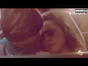 Emily Skeggs, Fiona Dourif lesbian, Sexy scene in When We Rise (2017)