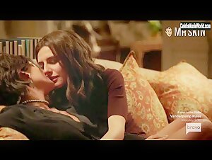 Inbar Lavi, Marianne Rendón Lesbian , Sensual scene in Imposters (2017-2018) 9