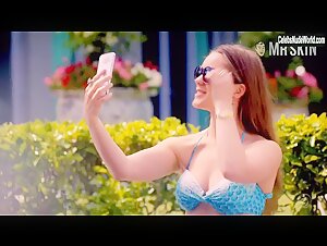 Becky McEwan, Luciane Buchanan Sexy, bikini scene in Filthy Rich (2016-2017)