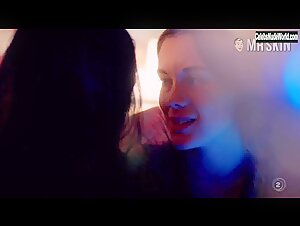 Becky McEwan, Luciane Buchanan lesbian, Sexy scene in Filthy Rich (2016-2017) 12