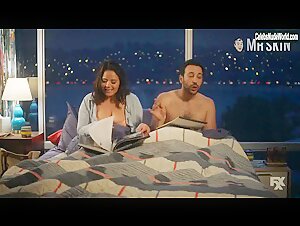 Kether Donohue Big boobs , Bedtime scene in You're the Worst (2014-2019) 20