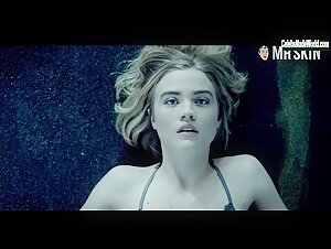Maddie Hasson Blonde , Lingerie scene in Impulse (2018-2019) 9