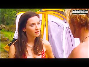 Margo Harshman bikini, Sexy scene in Simon Says (2006) 8